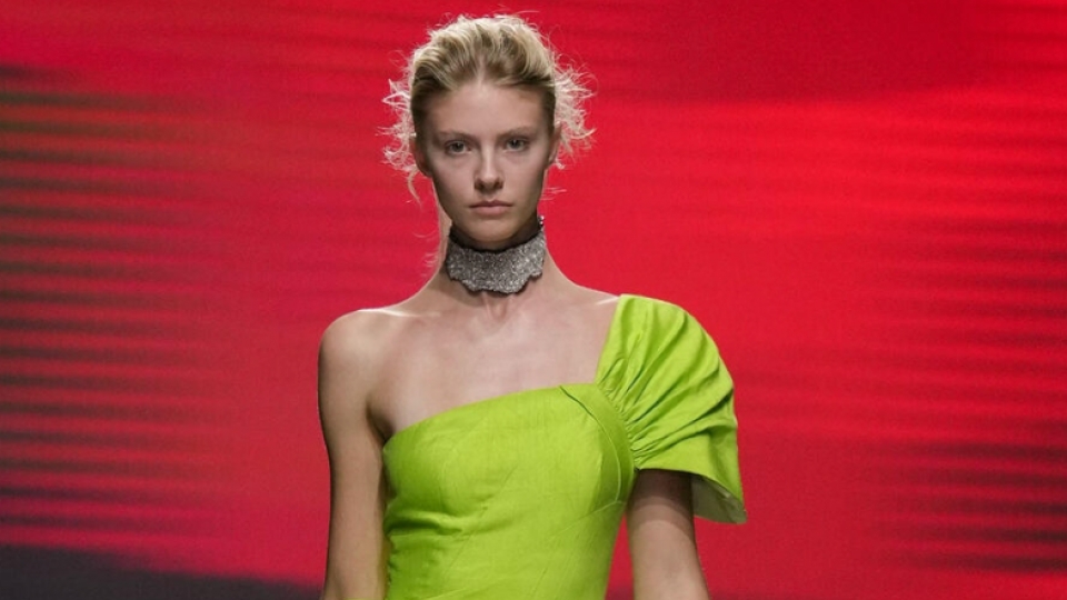 Young Vietnamese designer showcases silk at Milan Fashion Week Spring/Summer 2026